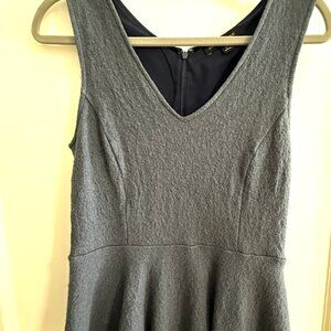 Gray Banana Republic Peplum Blouse - size 4